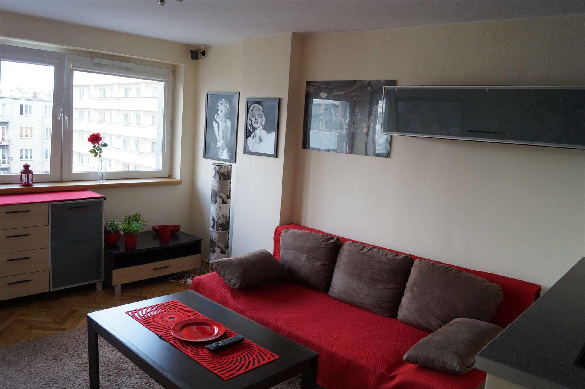 Centre Apartamenty Warszawa ภายนอก รูปภาพ