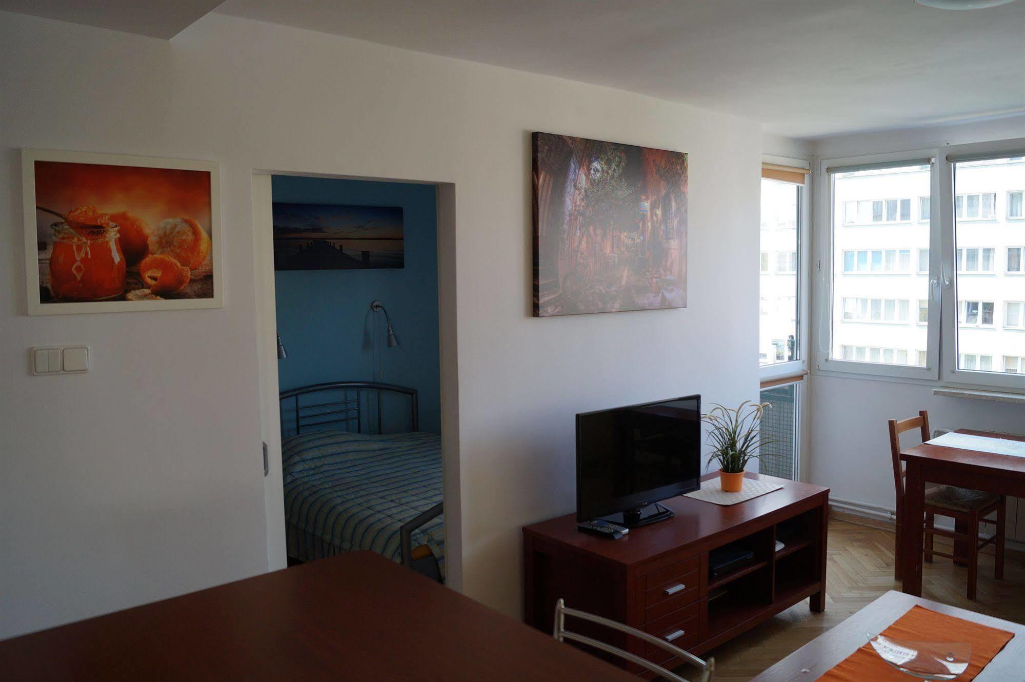 Centre Apartamenty Warszawa ภายนอก รูปภาพ