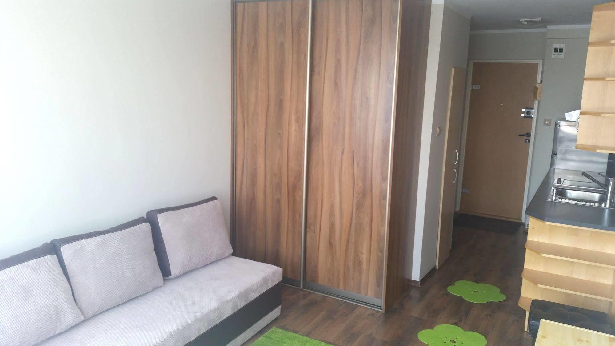Centre Apartamenty Warszawa ภายนอก รูปภาพ